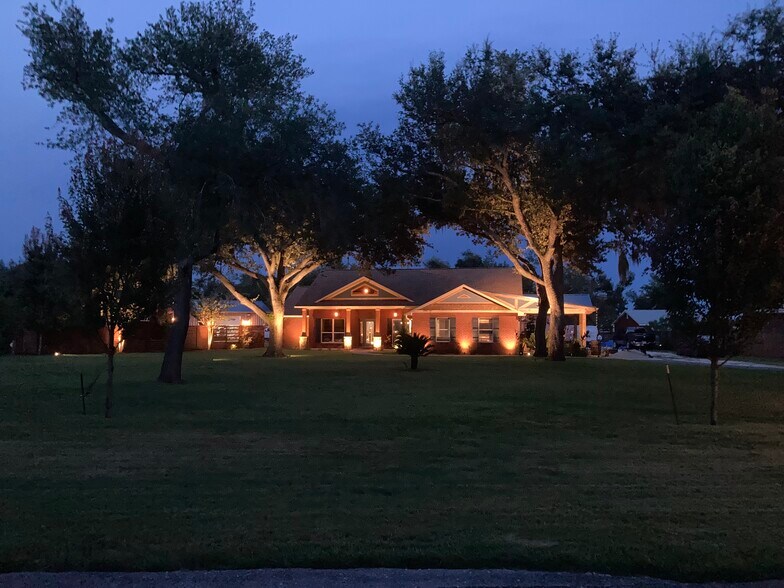 Building Photo - 3610 Conwick Dr