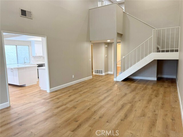 Building Photo - 909 S Lake Summit Dr