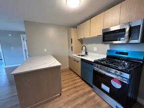 Building Photo - 130B Clinic Dr