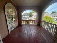 Building Photo - 126-128 Laburnam