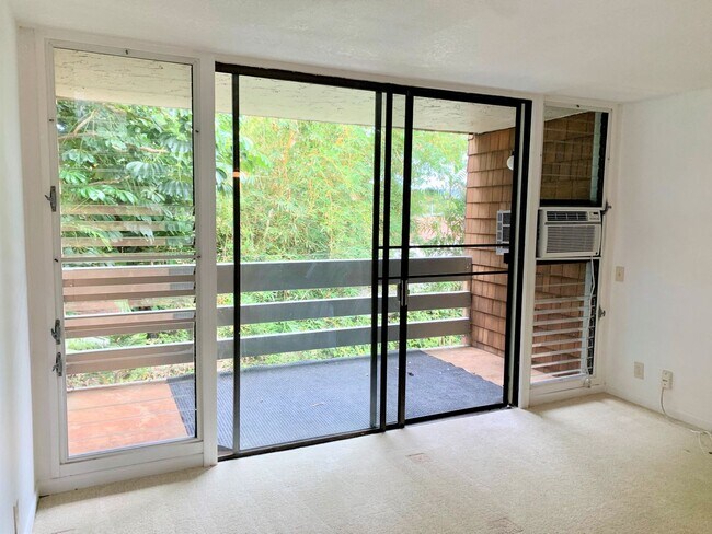 Building Photo - Upgraded 3 bed 2 bath condo in Kailua Town, 2 covered parking