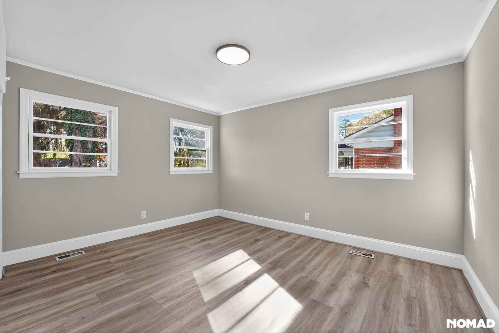 Building Photo - 4056 Whitehall Dr