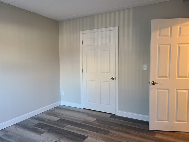 Building Photo - 576 Washington St