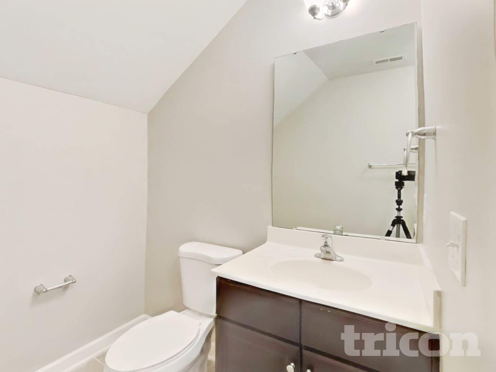 Building Photo - 37 Pedley Pl