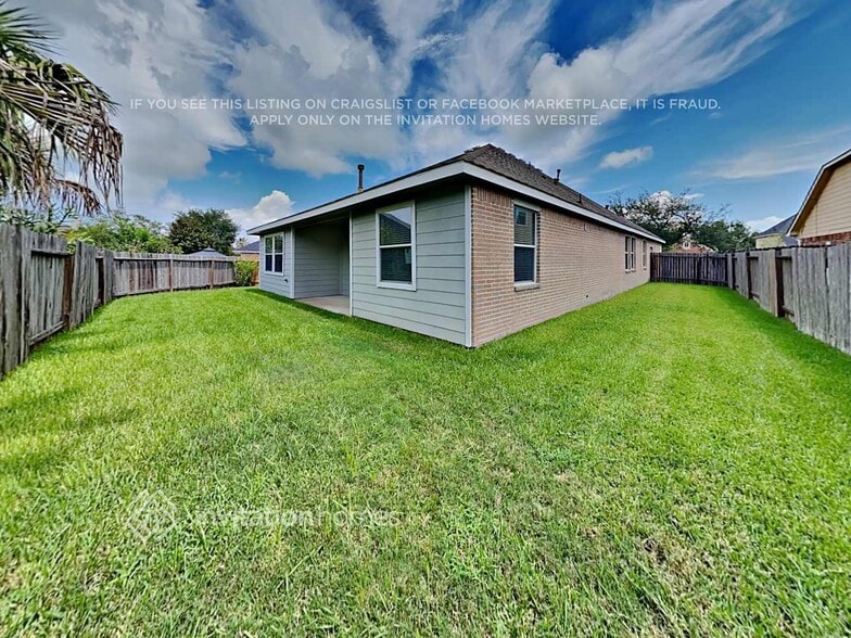 Building Photo - 625 Rocky Hollow Ln