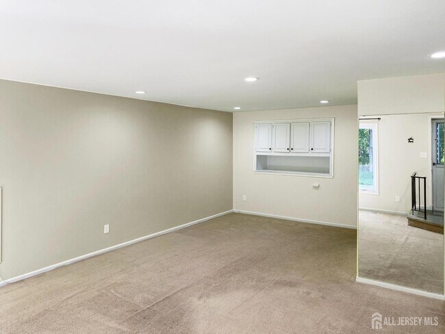 Building Photo - 22 Maddaket Ct