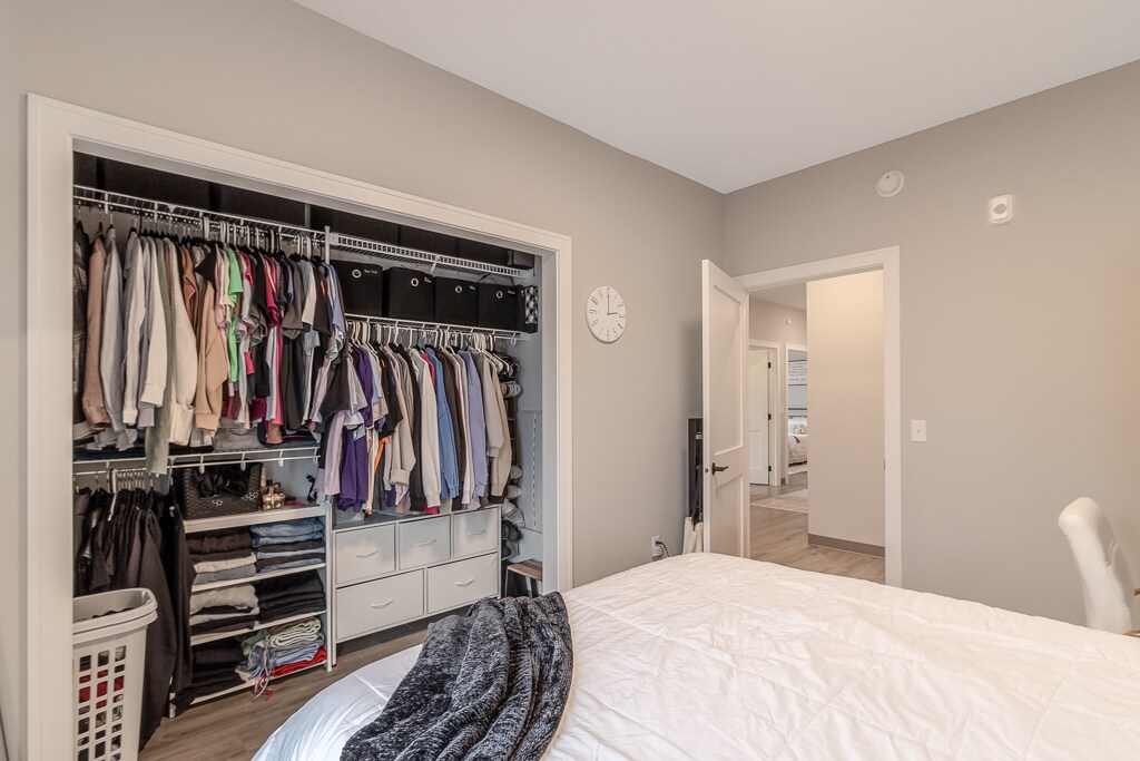 Building Photo - 1570 Stadium Ln