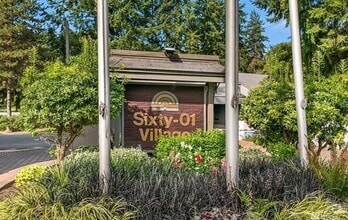 Building Photo - Cozy Studio Condo at Gated, Sixty-01 Complex!