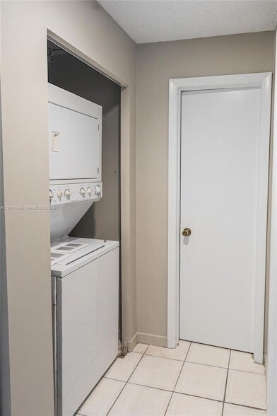 Building Photo - 8480 SW 154th Cir Ct