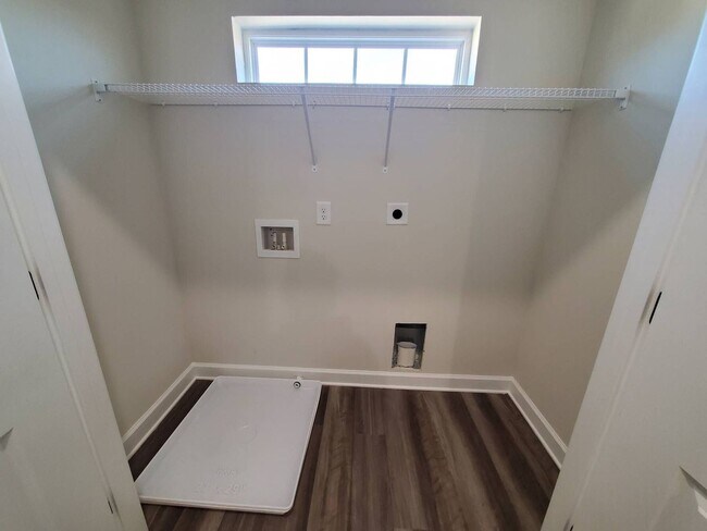 Building Photo - BRAND NEW TOWNHOMES AVALIABLE NOW