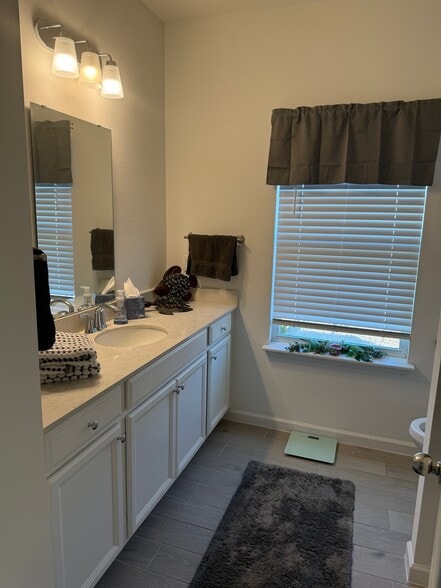 Building Photo - 84651 Balsam Ct