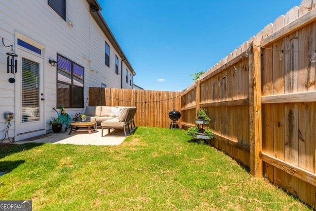 Building Photo - 40 Caison Dr