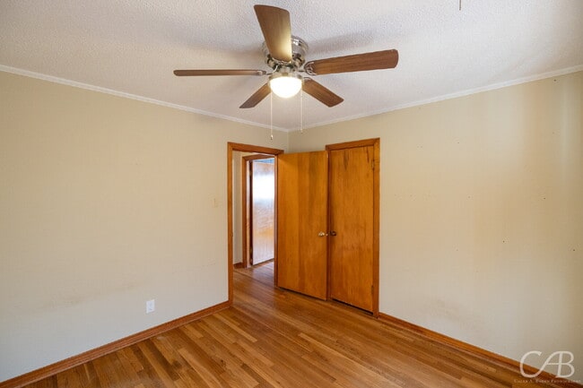 Building Photo - For Lease