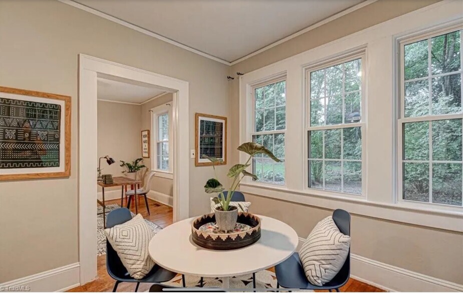 Building Photo - 832 Lockland Ave