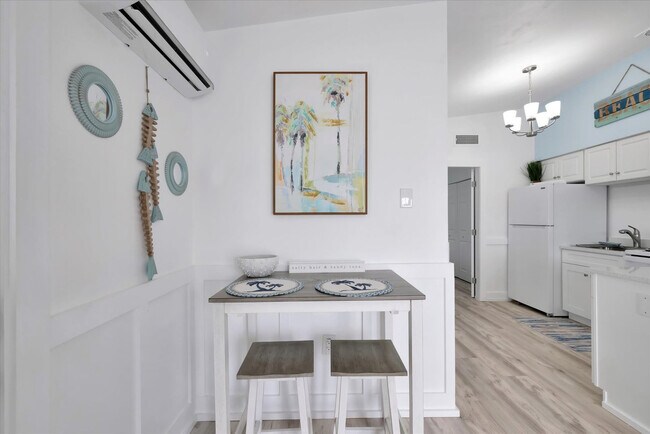 Building Photo - 711 E Gulf Blvd