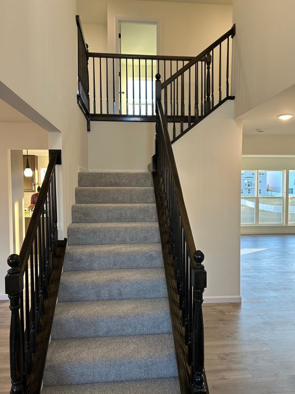 Building Photo - 402 Yellow Rose Ct