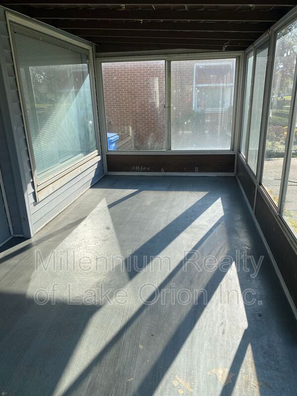 Building Photo - 4673 Academy St