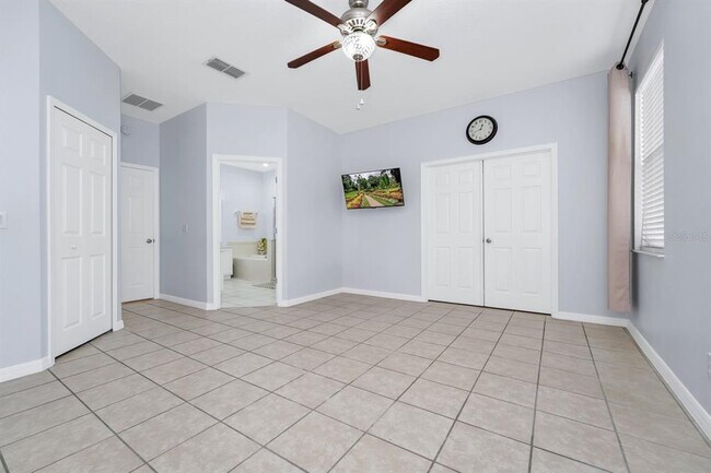 Building Photo - 9821 Bennington Chase Dr