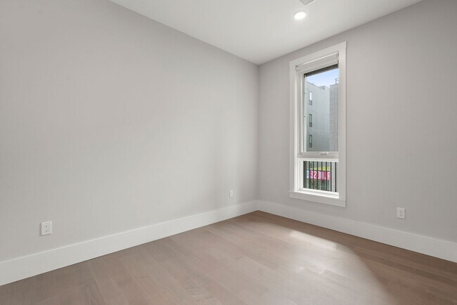 Building Photo - Jamaica Plain spacious studio w/ central a...