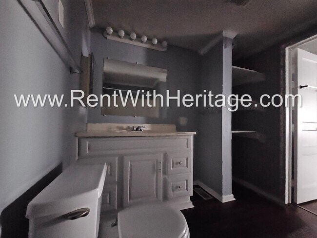Building Photo - 8657 Campbellton St