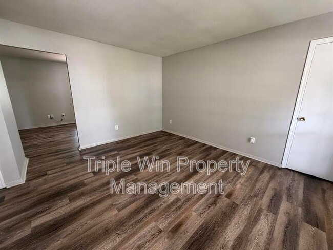 Building Photo - 11841 Del Rosa Way