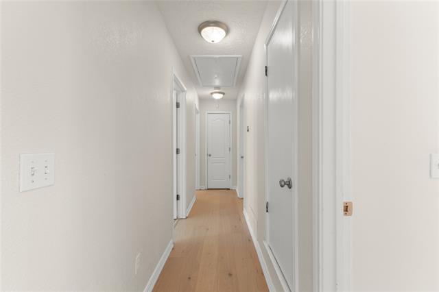 Building Photo - 609 Lake Ridge Dr