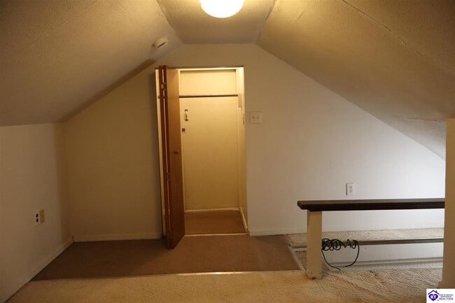 Building Photo - 316 Church St