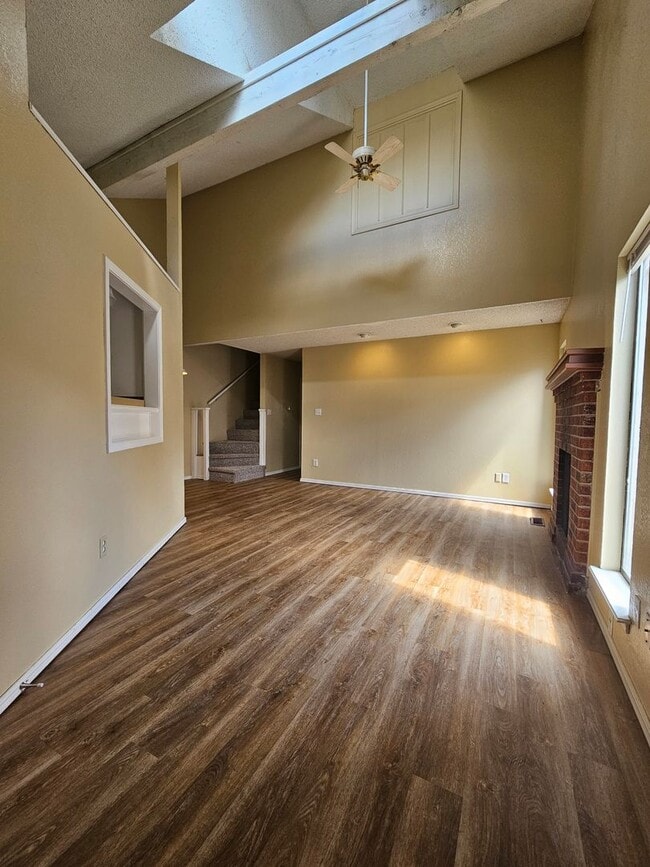 Building Photo - (3) Bed/(2) Bath West Norman Townhome Available NOW!