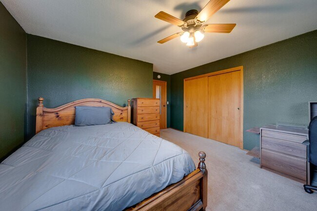 Building Photo - 12707 Leo Ln