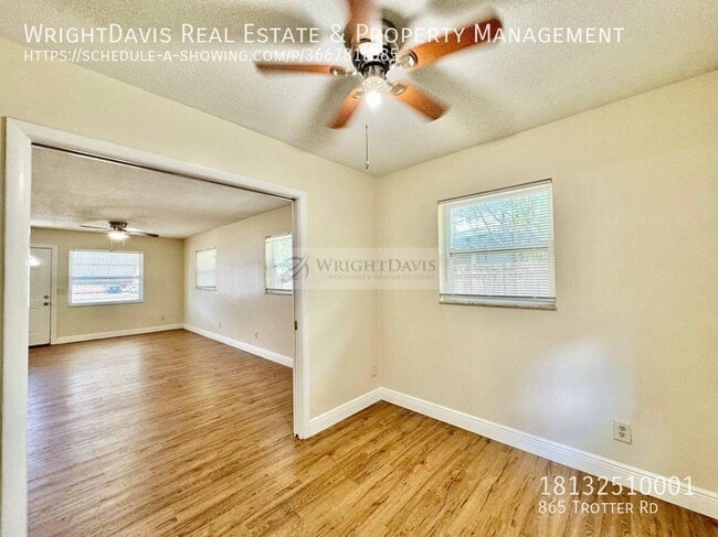 Building Photo - 865 Trotter Rd