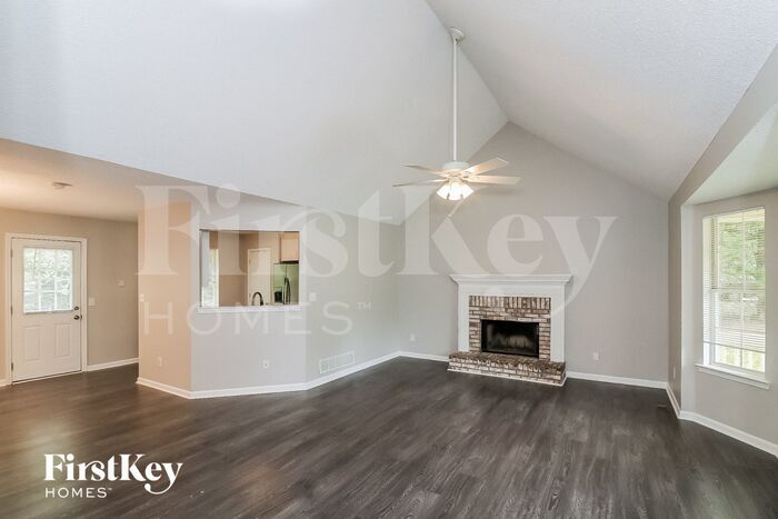 Building Photo - 6284 Sayre Dr NW
