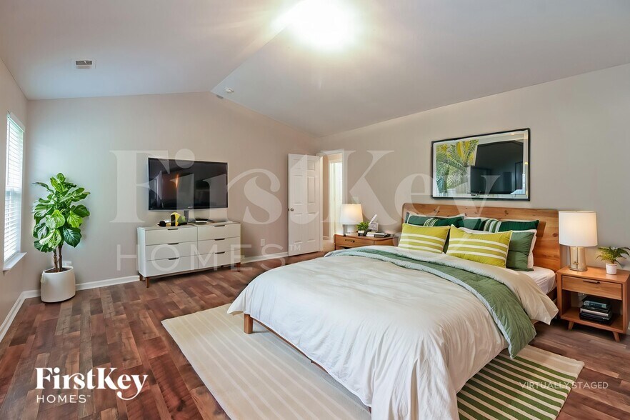 Building Photo - 4707 Shady Oak Dr