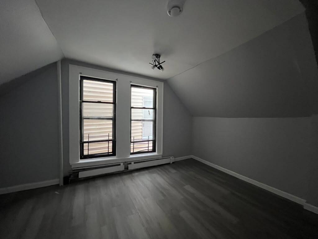 Building Photo - 54 Harrison Ave
