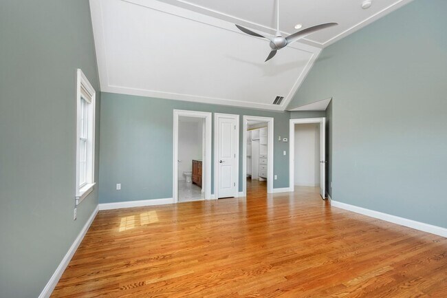 Building Photo - 14 Brattle Ln