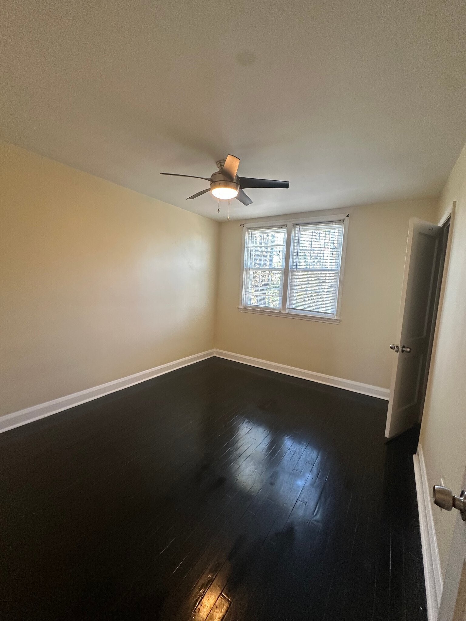 Building Photo - 2824 Edgecombe Cir S