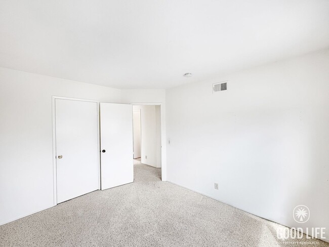 Building Photo - Beautiful 3B/2.5BA House in Rancho Bernard...