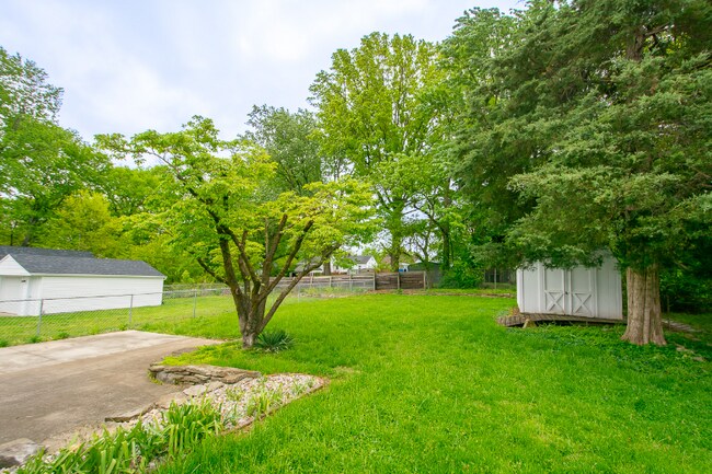 Building Photo - 1518 McKay Ave