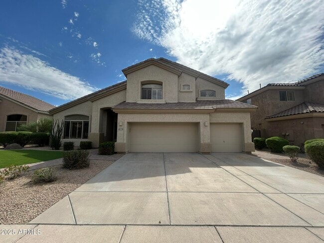 Building Photo - 7215 E Whistling Wind Way