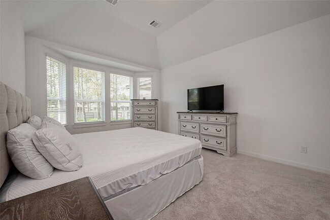 Building Photo - 430 W Cascade Heights Dr