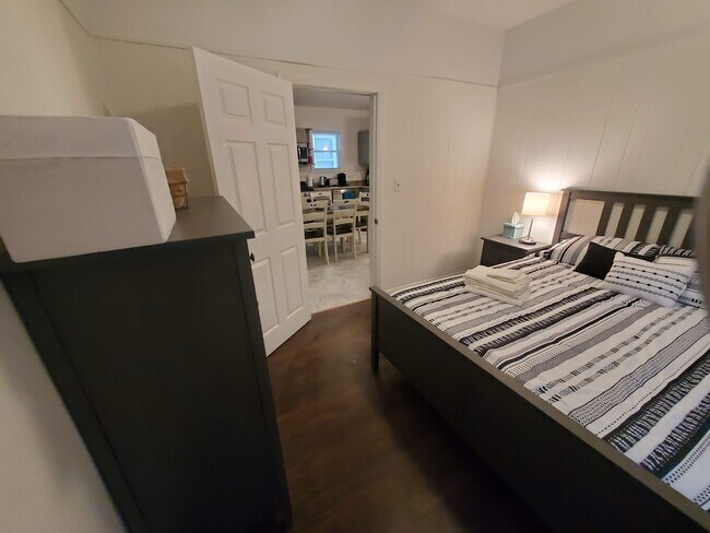 Side table and light with USB port - 87 Vinton St