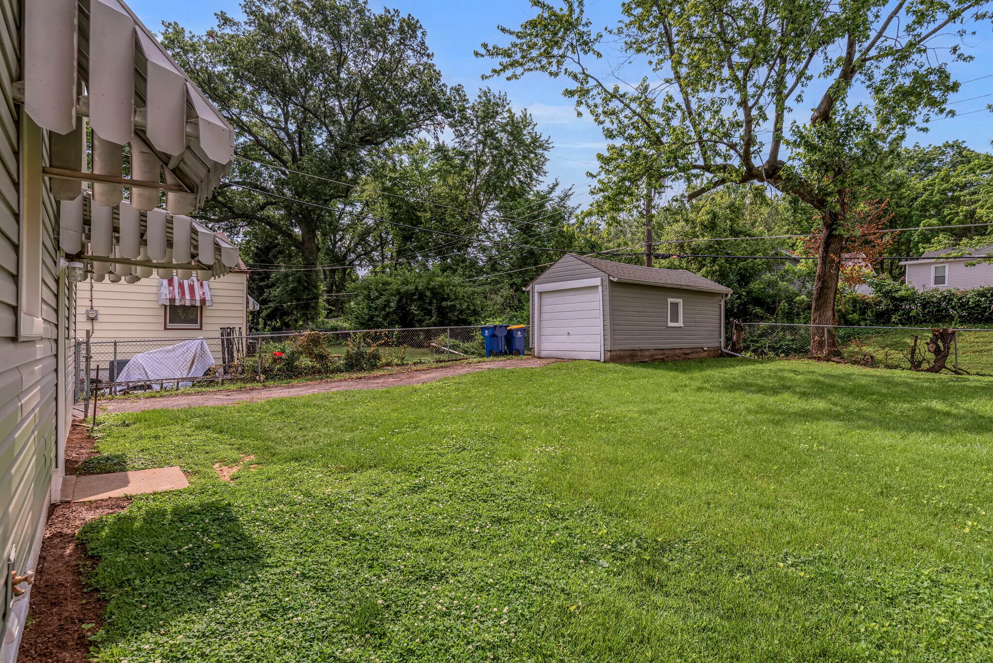 Backyard and garage - 9440 Kathlyn Dr