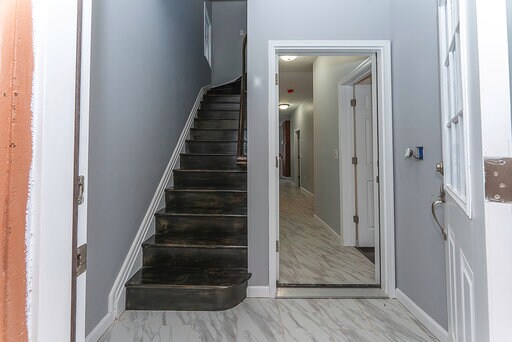 Building Photo - 126 75th St