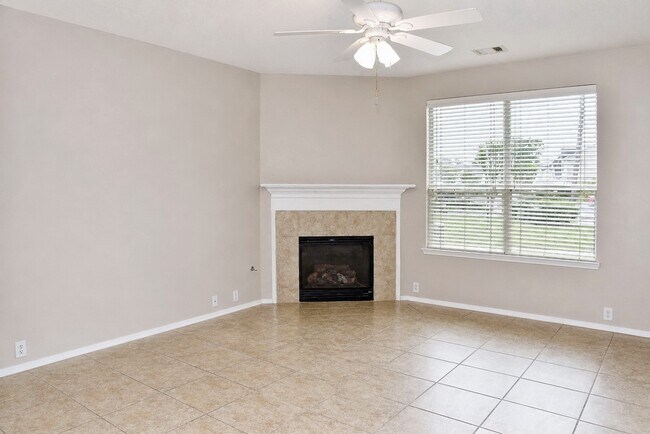 Building Photo - 13600 Breton Ridge St