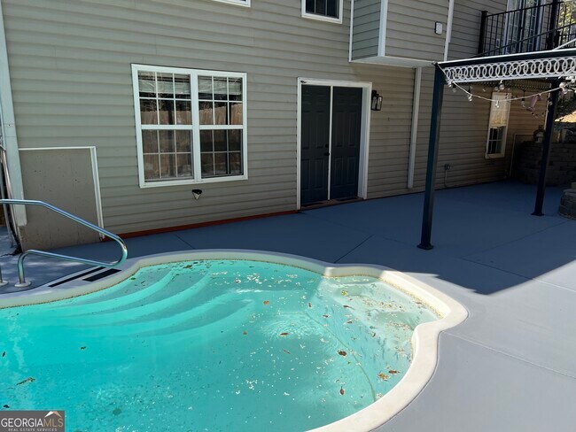 Building Photo - 204 Victoria Trace