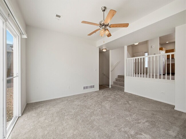 Building Photo - 527 Stoney Brook Rd