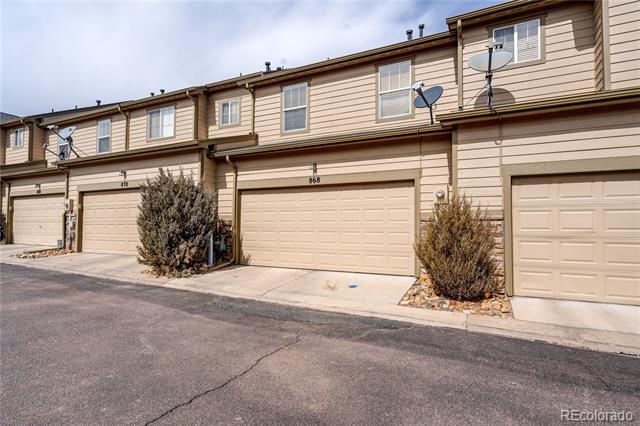 Primary Photo - 868 Timber Lakes Grove