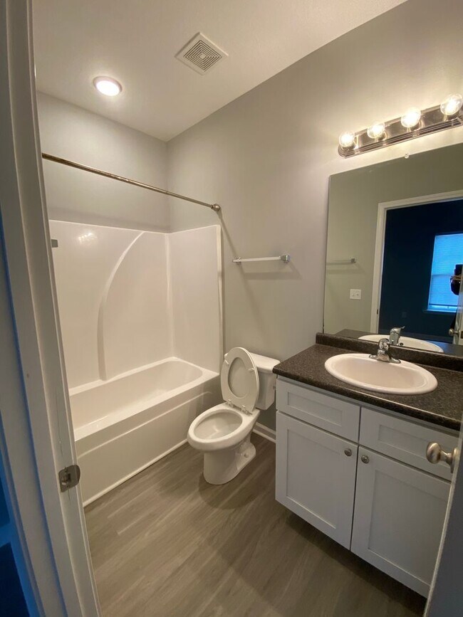 Building Photo - 206 BoniLane Drive #128