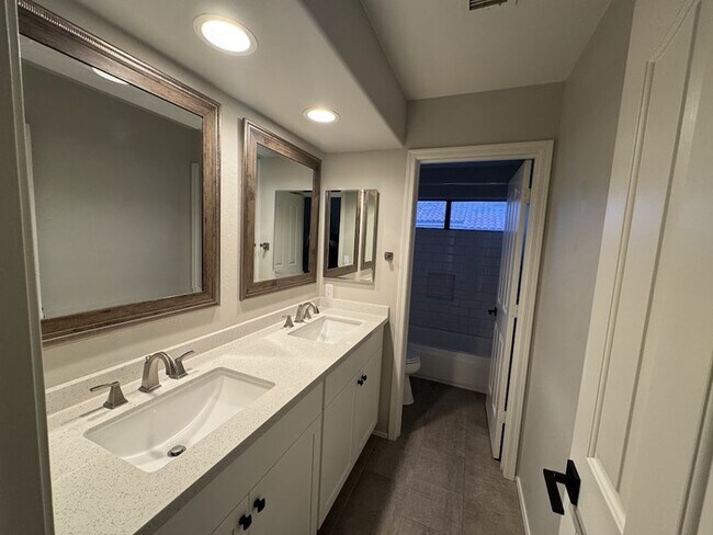 Building Photo - Marshall Ranch - Solar - Pool W/service included