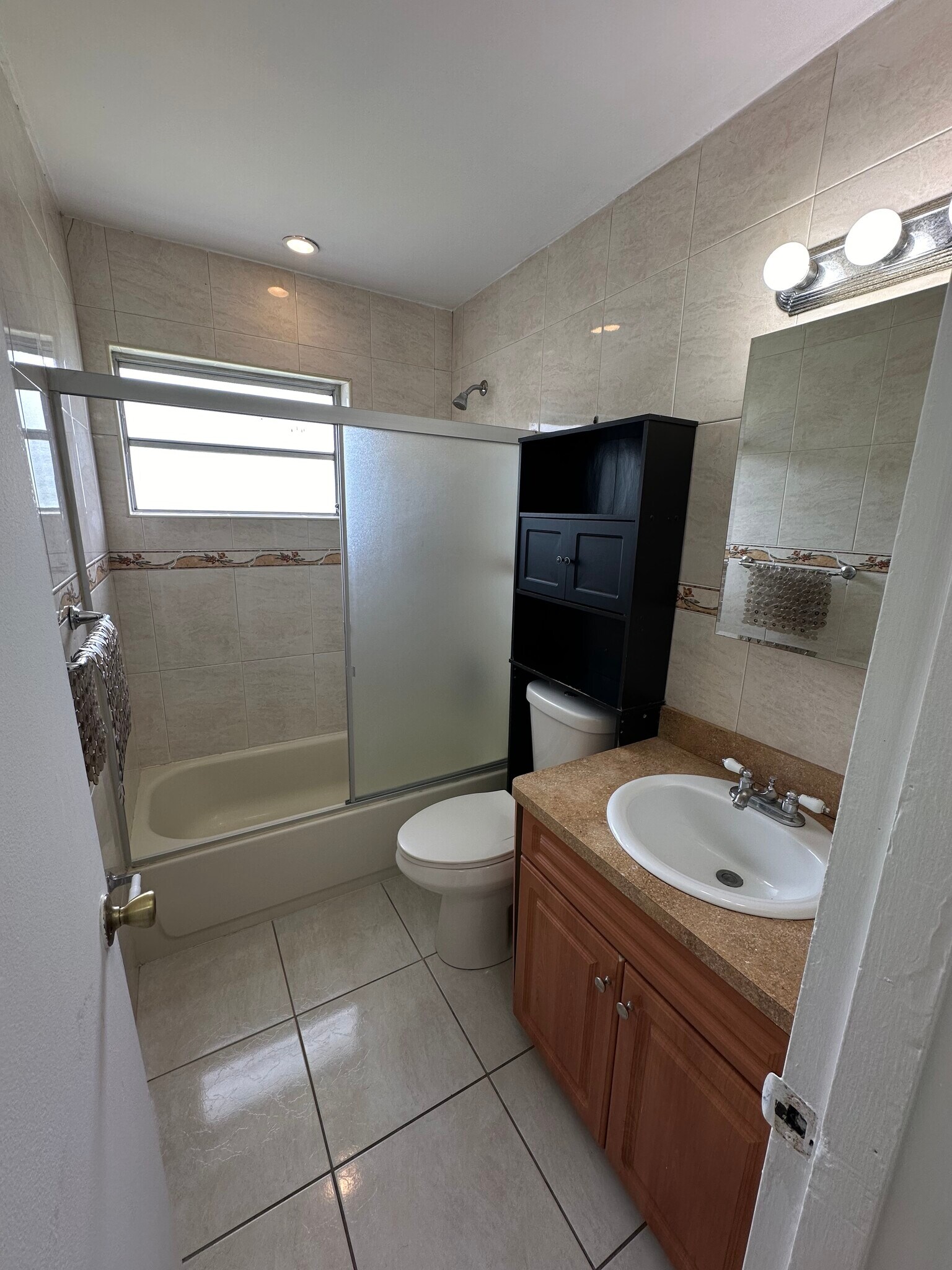 Building Photo - 7226 SW 94th Pl