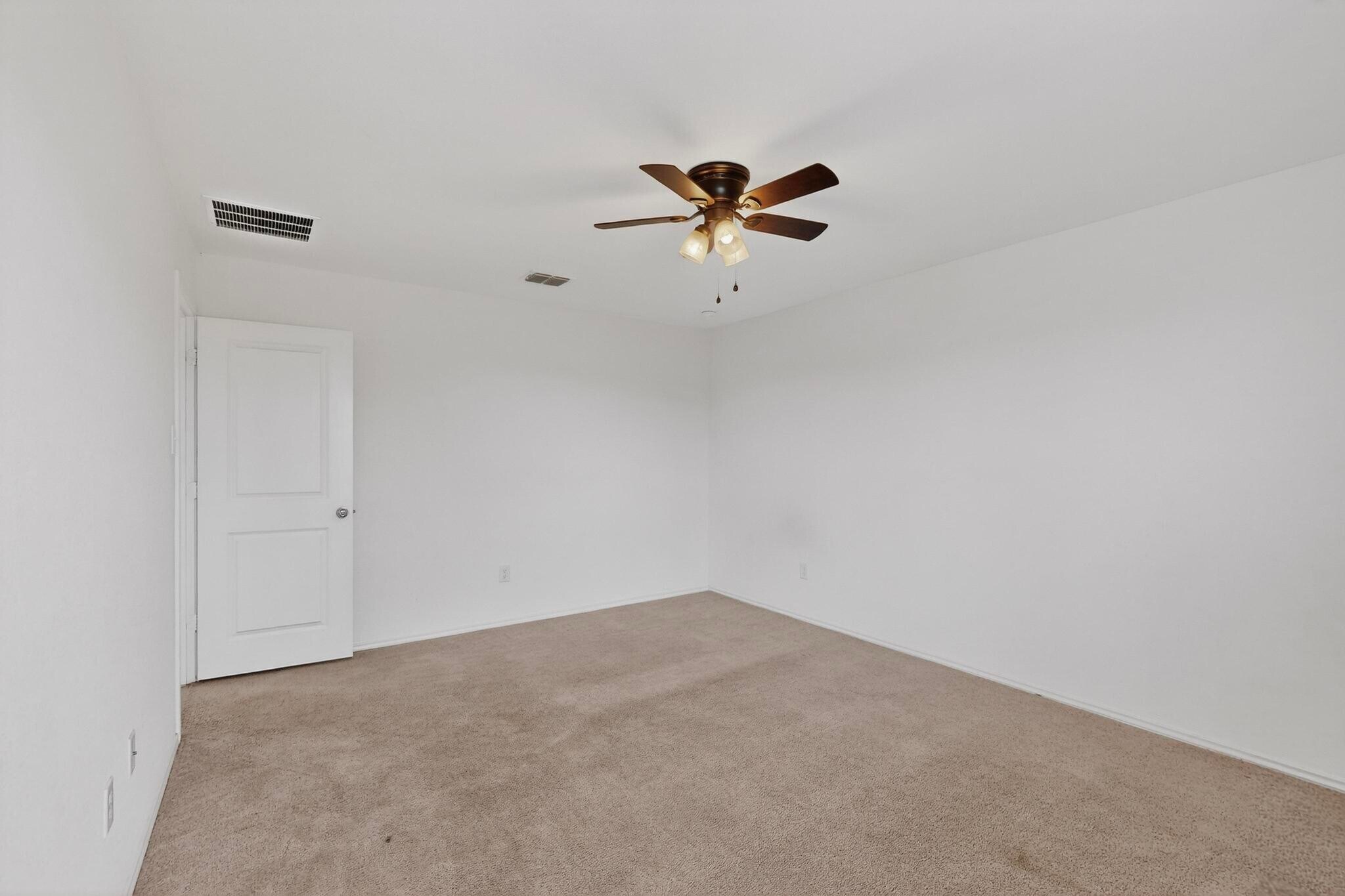 Building Photo - 9216 Grackle Pl